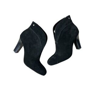 Franco Sarto Women's Black Suede Limber Ankle Boots Booties  Size 6  READ